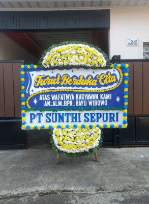 Papan Bunga Duka di Candibinangun